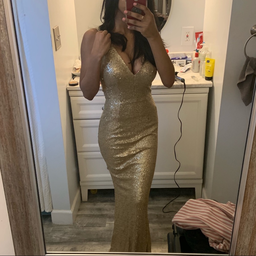 Stunning gold sequin prom dress